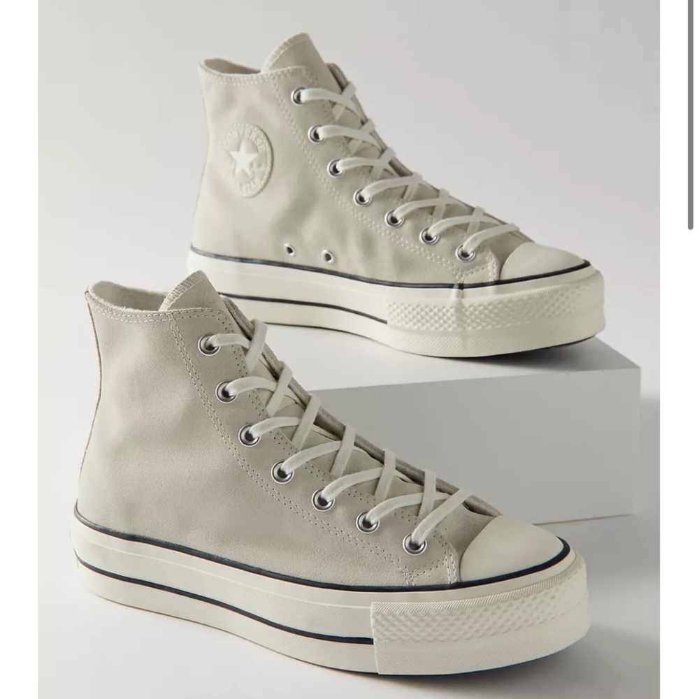 Converse Chuck Taylor All Star Suede Platform High Top Sneaker